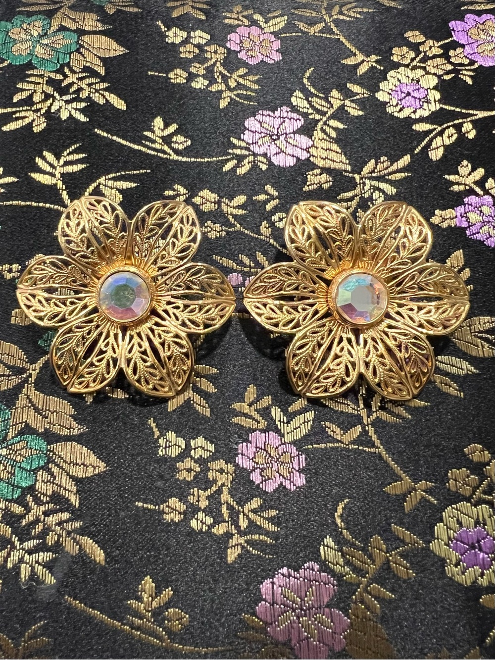 Vintage Filigree Post Flower Earrings, Gold-tone flower earrings
